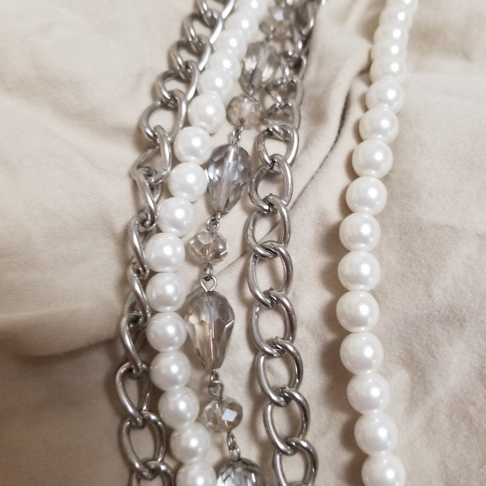 Premier designs Taylor necklace and bracelet set